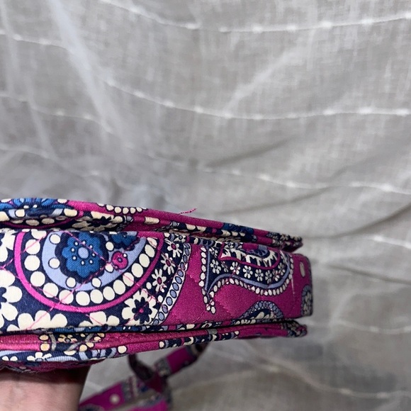 Vera Bradley Boysenberry Paisley the Rachel Crossbody Bag Designer Retired NWOT - Picture 7 of 14